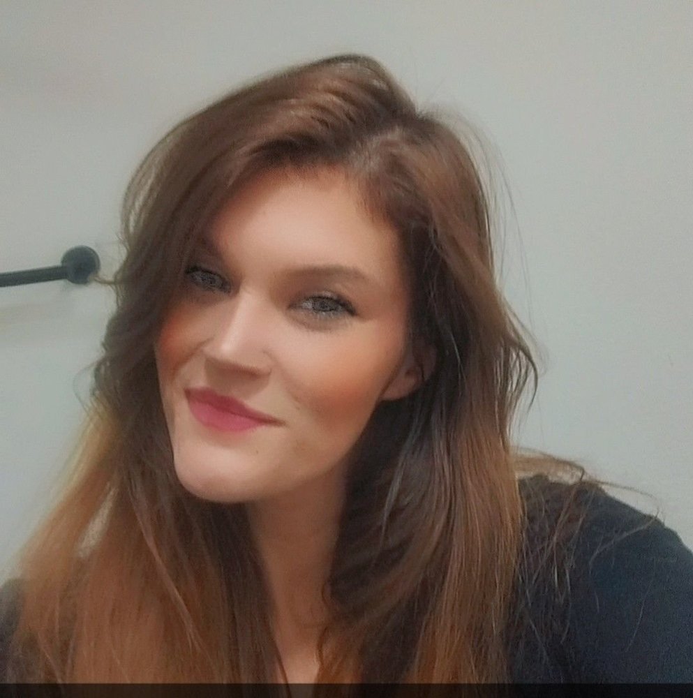 Meet your Posher, Ghina